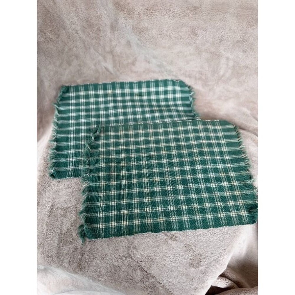 Set of 2 Vintage Country Hunter Green & Cream Plaid Woven Placemats - As Is